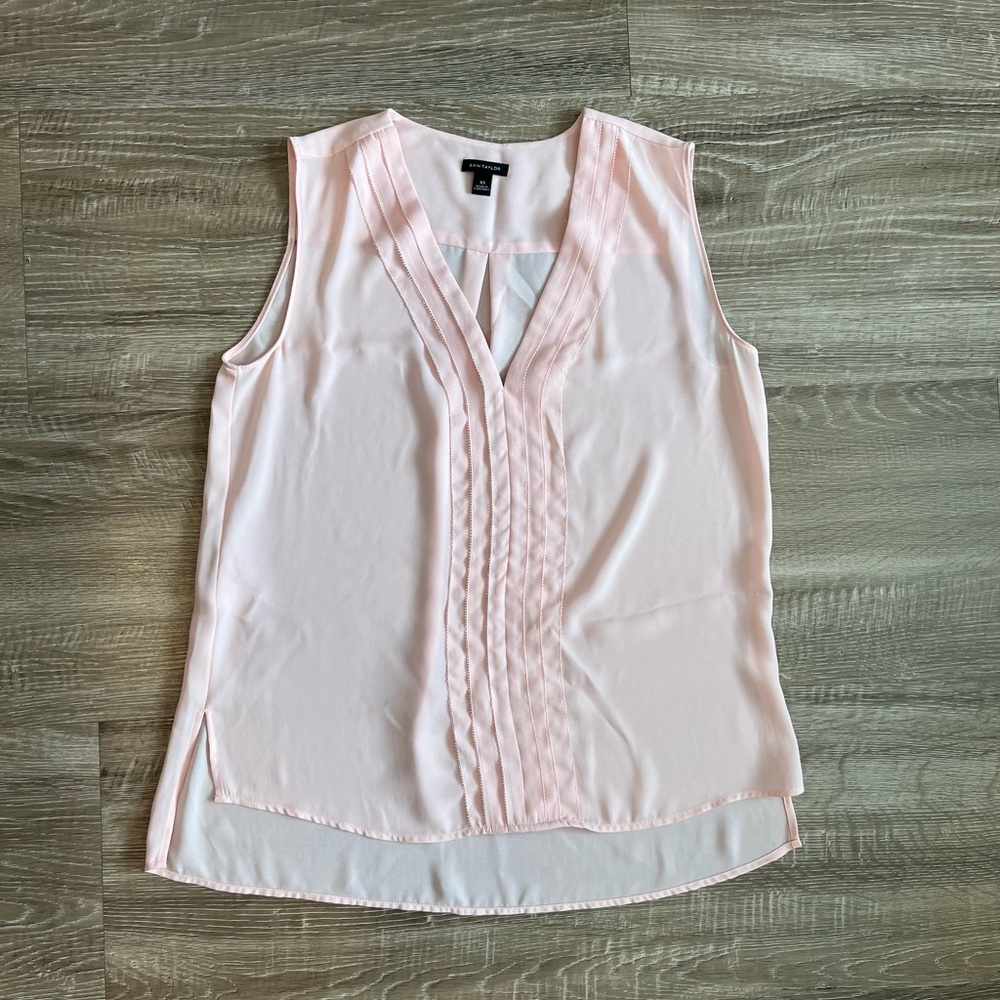 Ann Taylor Light Pink Sleeveless Blouse